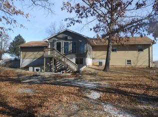 5479 County Road 123, Fulton, MO 65251