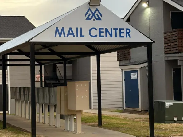 Maxton West Apartment Homes