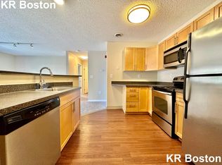 634 Arboretum Way, Burlington, MA 01803