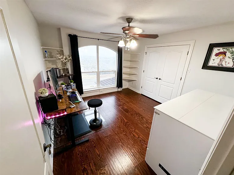 1213 Delsie Dr #B — Photo 20