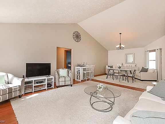 4th image of 14030 Swan Lake Blvd