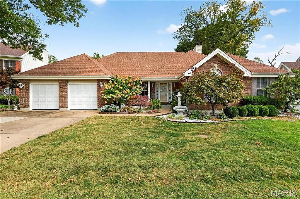 4368 Keevenshore Dr photo 1