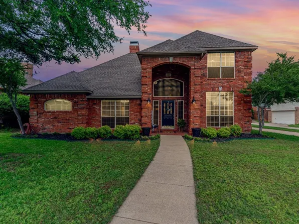 405 Brazil Dr, Hurst, TX 76054