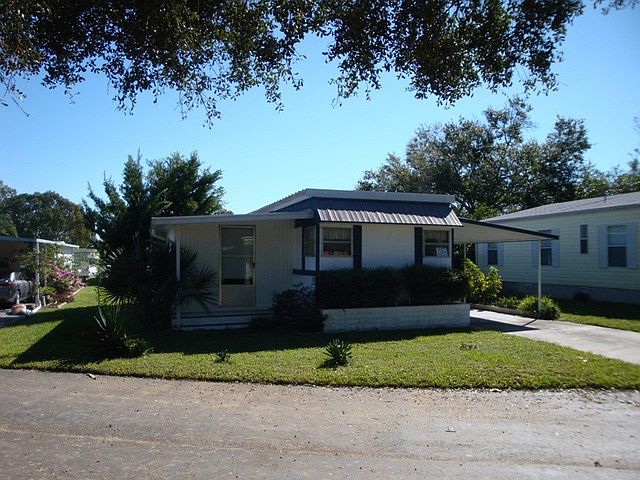 1st image of 839 Spanish Moss Dr