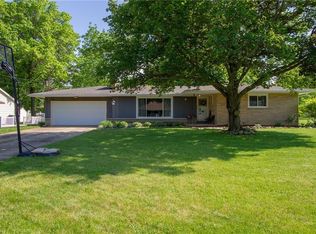 462 Candy Ln, Amherst, OH 44001