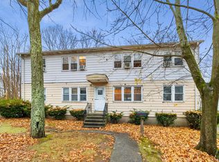 69 Oak Ridge Dr APT 51, New Haven, CT 06513