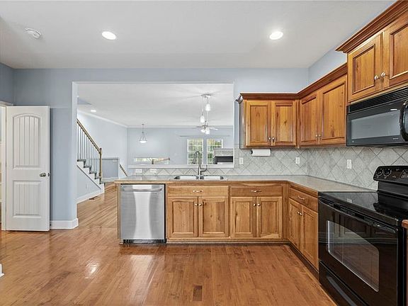 4th image of 11173 S Woodsonia Dr