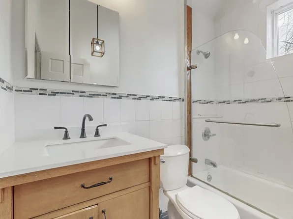 72-04 Manse Street image 16 of 20