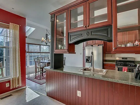 57 Brewster Dr. - 57 — Photo 4