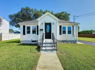 78 Catherine St, Chicopee, MA 01013