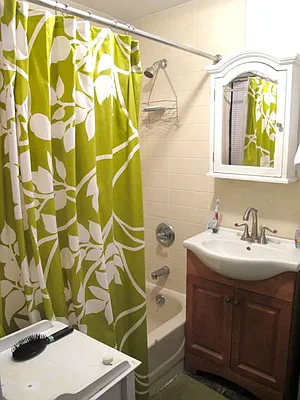 Rented by Veracity NYC LLC | media 32