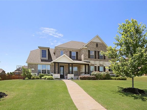 3rd image of 364 Ash Brook Ln