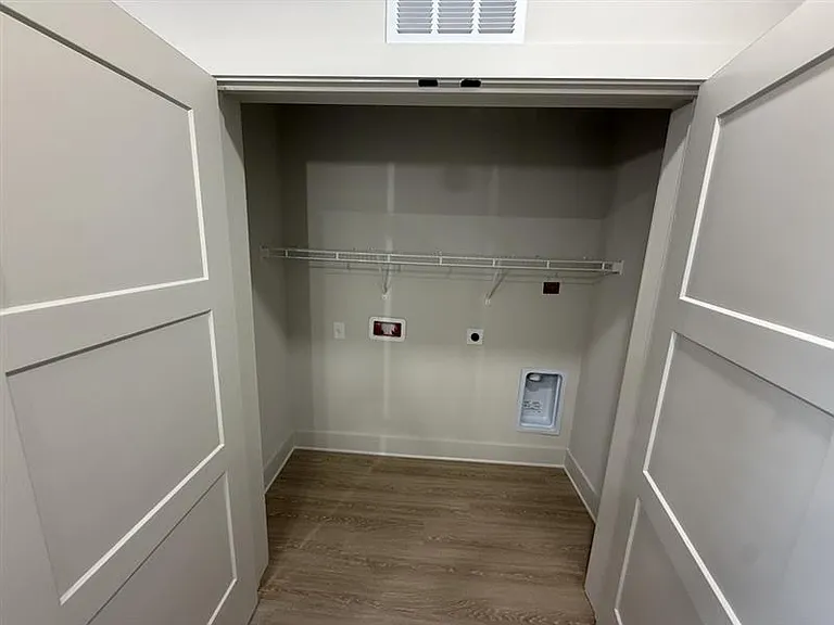 District on the Etowah Apartments — Photo 550