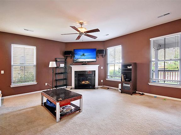 4th image of 5185 E Liberty Park Cir