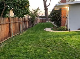 939 Runnymede St, East Palo Alto, CA 94303