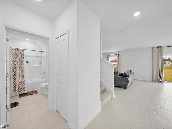 4th image of 4107 Lattuca Ln