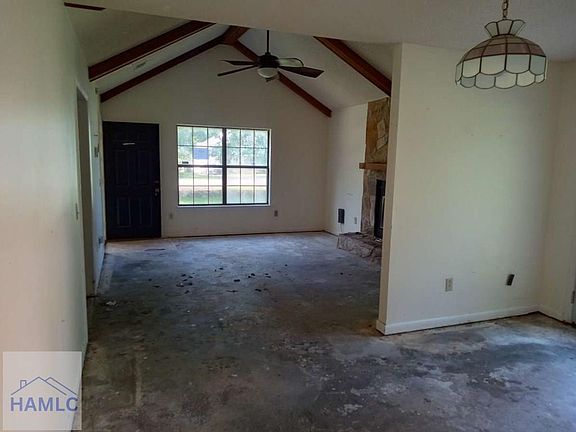 4th image of 219 Sequoia Cir