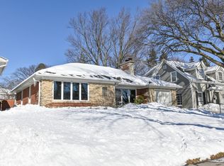 8520 Jackson Park Blvd, Wauwatosa, WI 53226