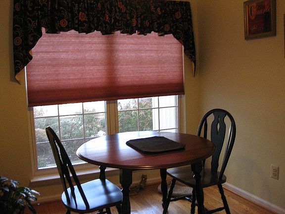 5th image of 108 Jeffords Ct
