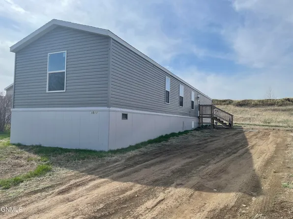1011 5th Ave SE, Watford City, ND 58854
