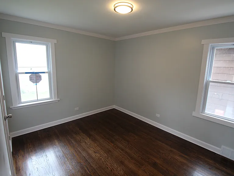 8117 S Michigan Ave — Photo 8