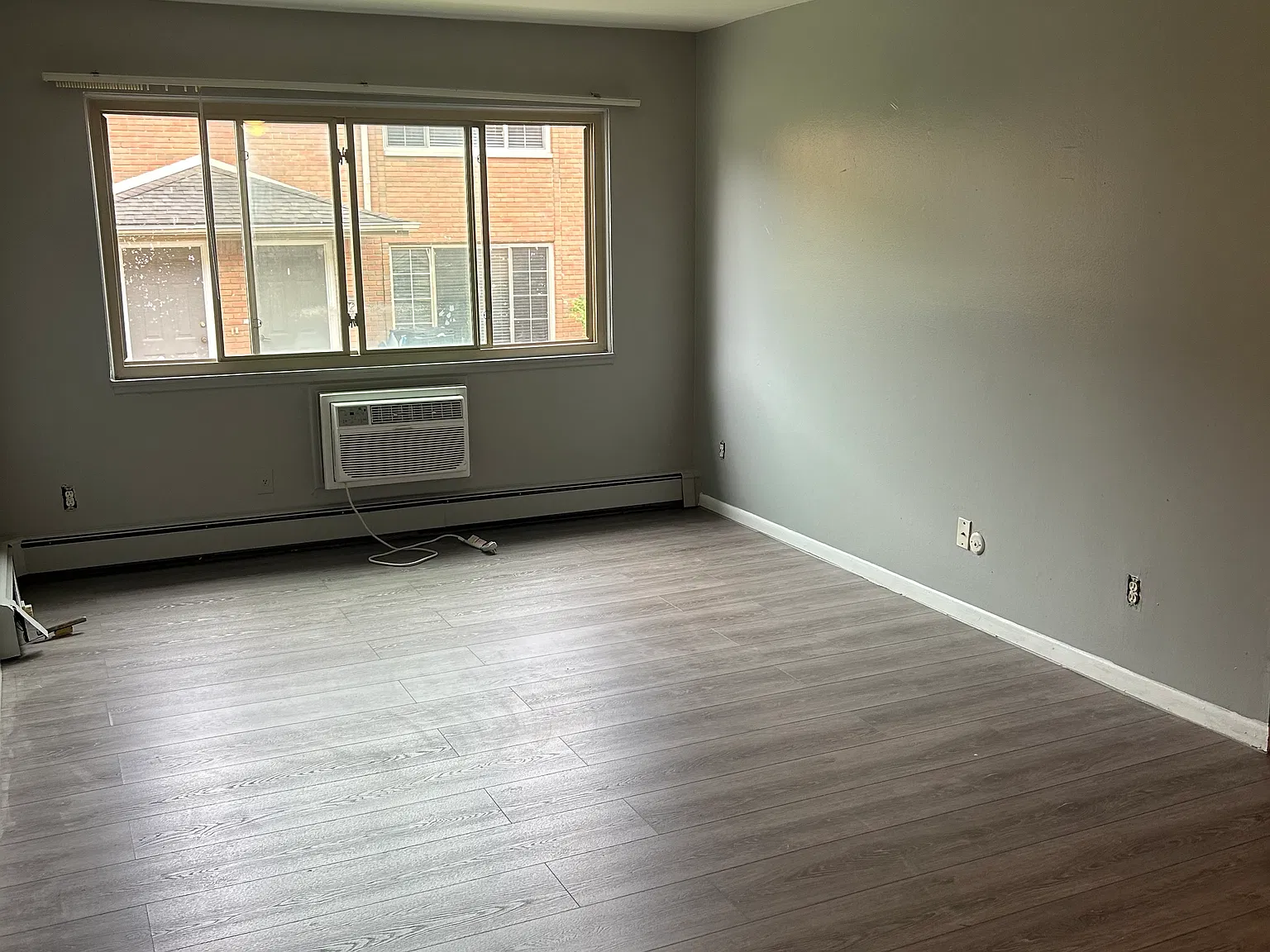 1 bed, 650 sqft, $975 — Photo 1