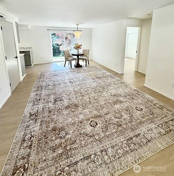 5th image of 3033 Chelsea Court NW