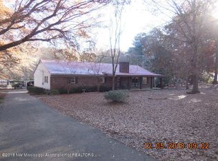 197 County Road 517, Como, MS 38619
