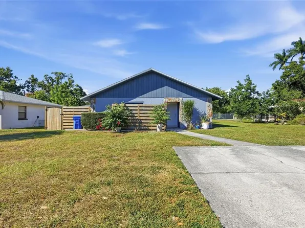 1524 & 1528 28th St W, Bradenton, FL 34205