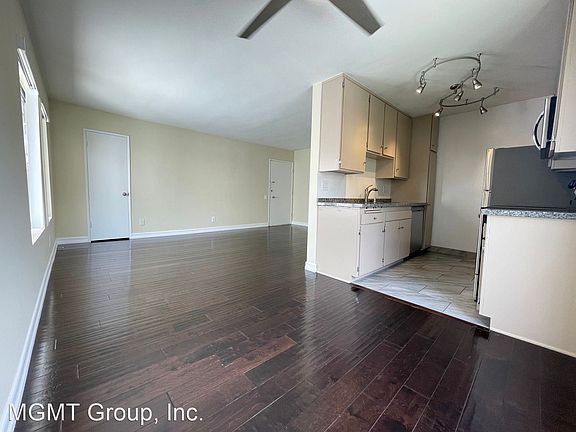 3rd image of 1124 N Olive Dr APT 205