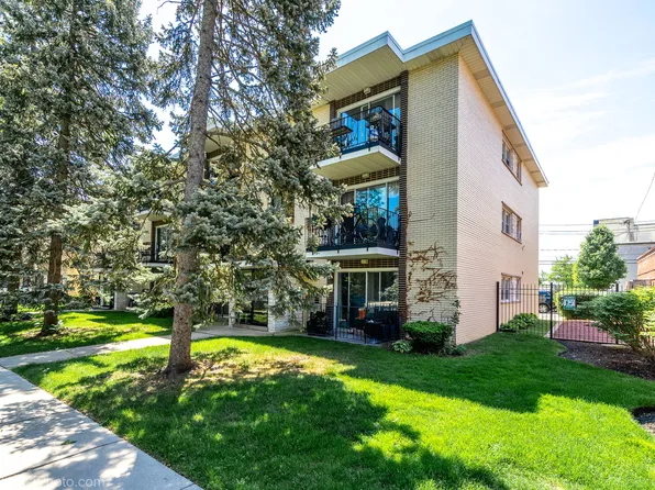 1353 Perry St APT 5, Des Plaines, IL 60016
