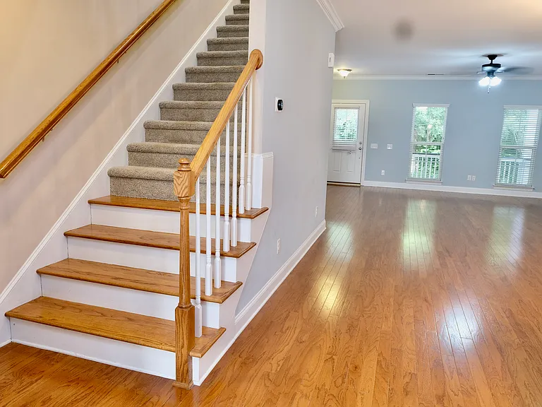 10220 Vanguard Pkwy — Photo 66