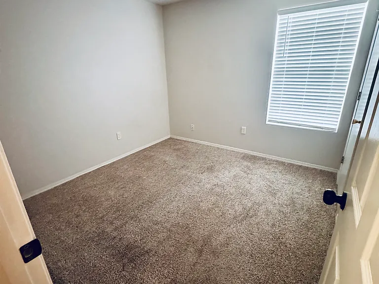 Rio Del Sol Ct NW — Photo 6