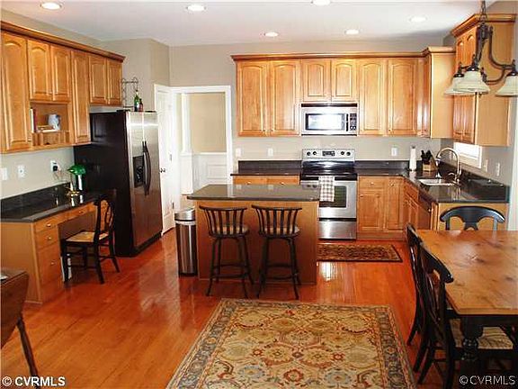 4th image of 9605 Mountain Cove Court Gln