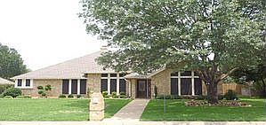 Home for Sale in Arlington, Texas $189,900