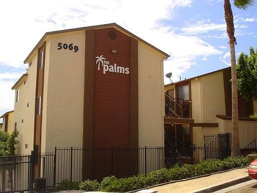 2nd image of 5069 University Ave APT 8