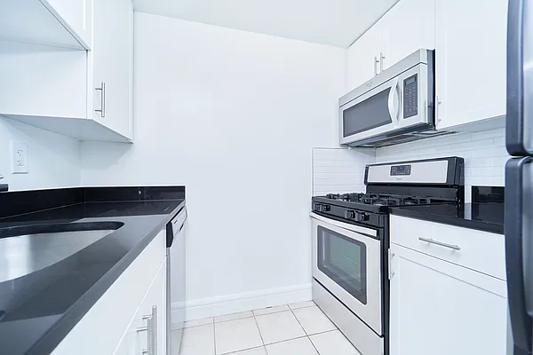 Rented by Living New York | media 6