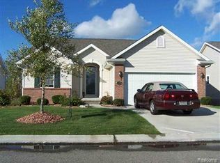 1167 Creekside Ct, Burton, MI