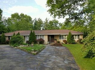 5N833 Audubon Ct, St Charles, IL 60175