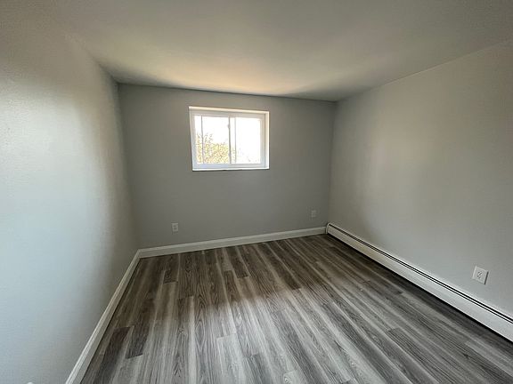 3rd image of 805 Center Ave #5