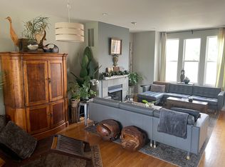 3941 N Washtenaw Ave, Chicago, IL 60618