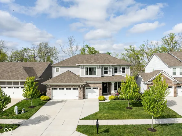 6021 Godello Cir, Zionsville, IN 46077