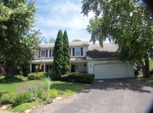 1724 Schey Ct, Naperville, IL 60565