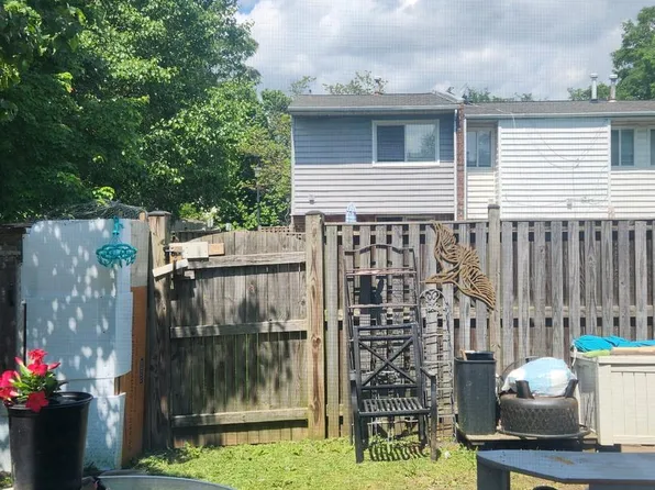 2218 Zosimo Pl, Herndon, VA 20170