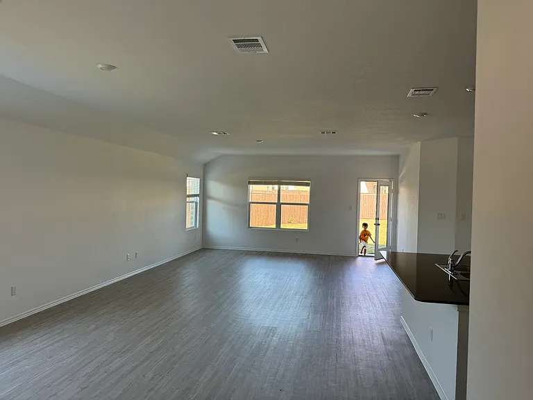 4113 Brightwell Ranch Rd — Photo 6