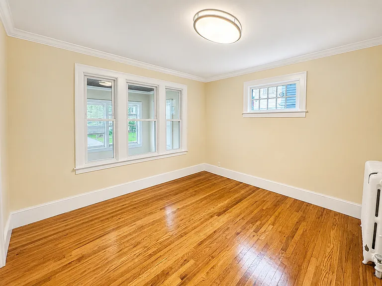 44 Glendale Ave #1 — Photo 15