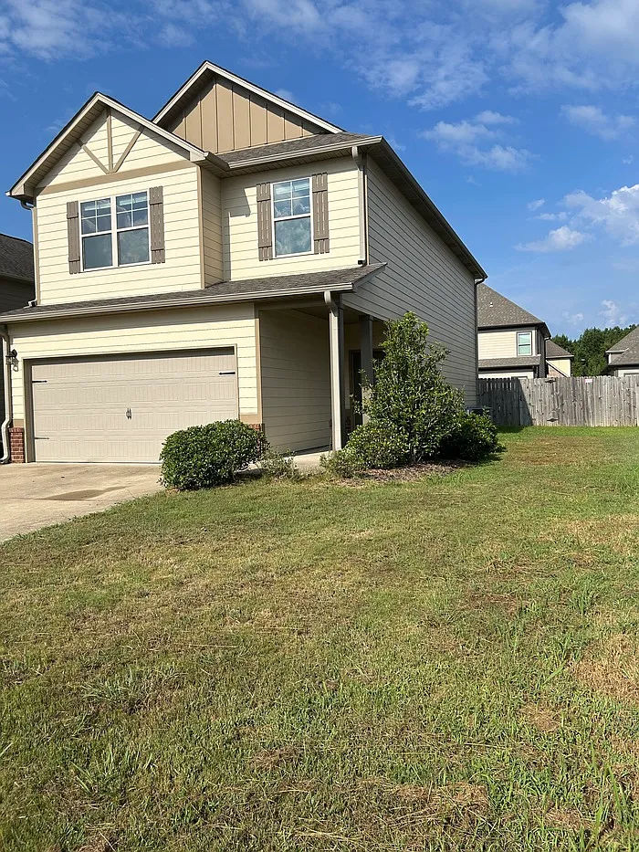 4 bed, 2.5 bath, 1758 sqft, $2,000 — Photo 2