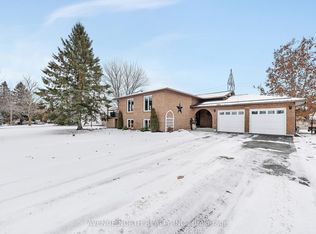 7028 Shadow Ridge Dr, Ottawa, ON K4P 1B7