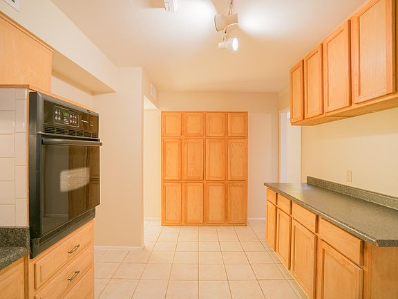 4th image of 9948 W Camden Ave