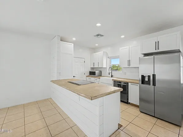30830 W LATHAM Street, Buckeye, AZ 85396